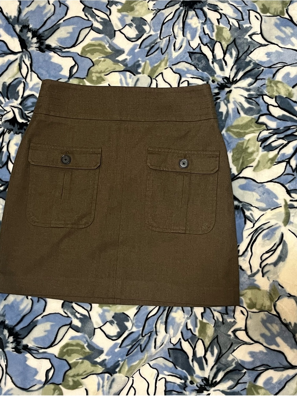 LOFT Olive Mini Skirt with Front Flap Pockets